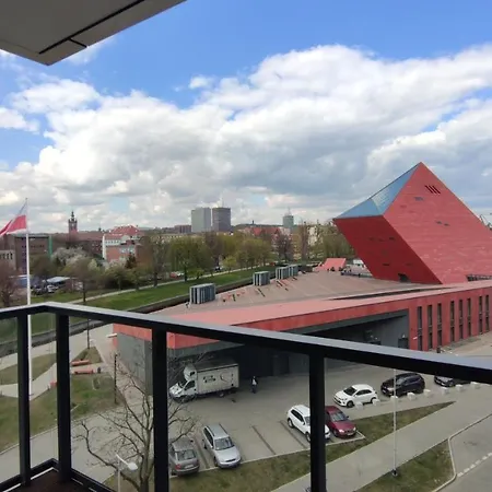 Amber Centrum Lux