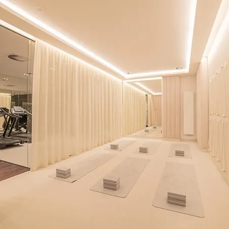 Amber Centrum Lux Apartment *