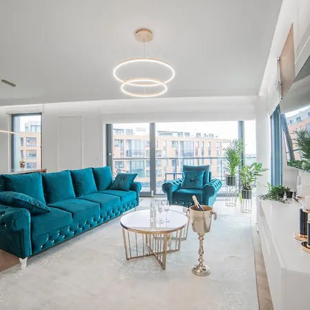 Amber Centrum Lux *