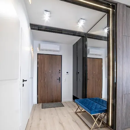 Amber Centrum Lux